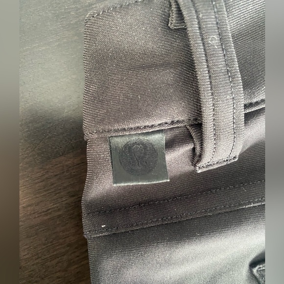 ABC Classic-Fit Pant 28” - Picture 3 of 3